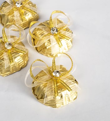 pırlanta tektaş dekorlu çikolata